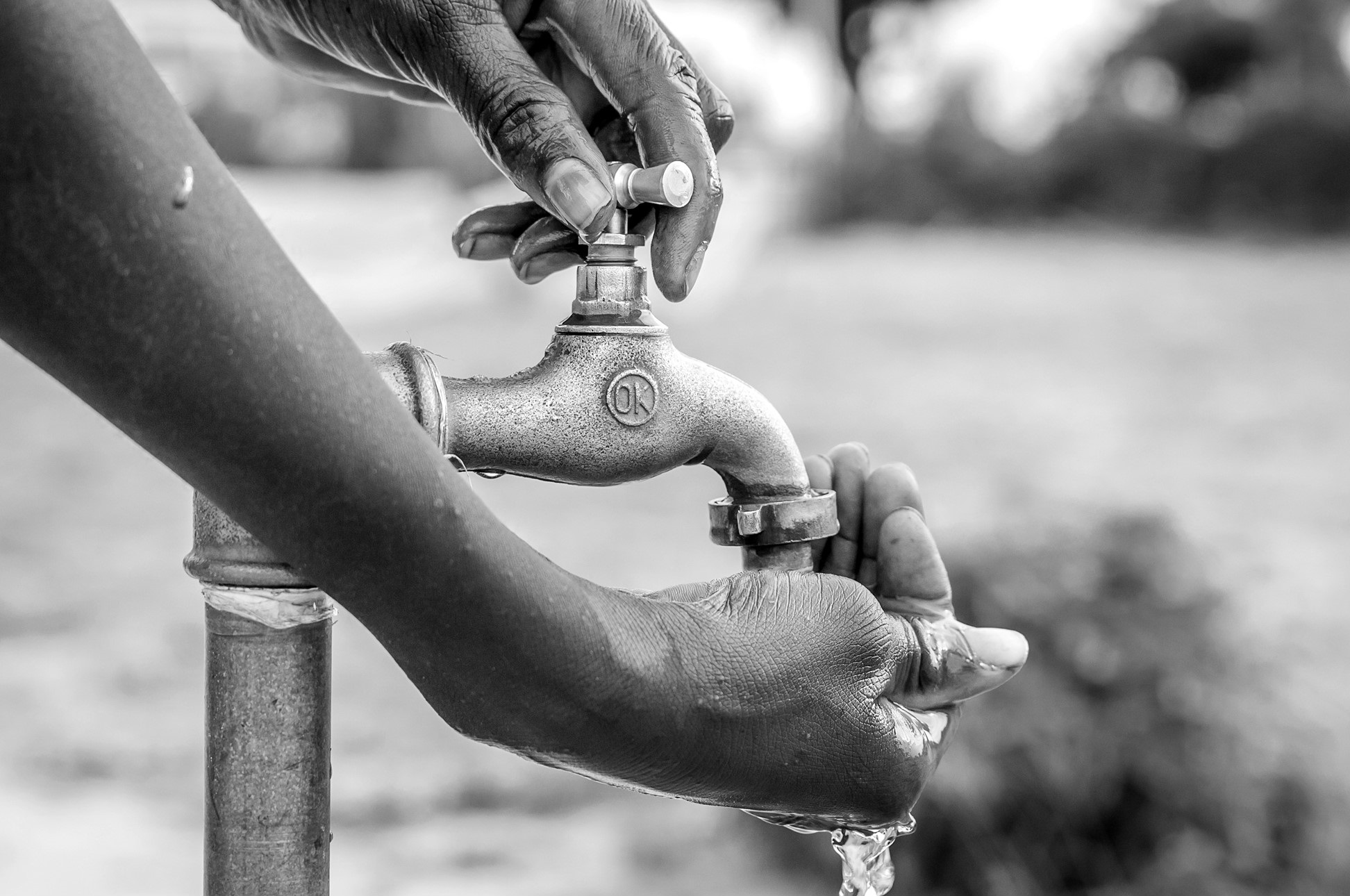 A Micro-Based Evaluation of&nbsp; Water Projects